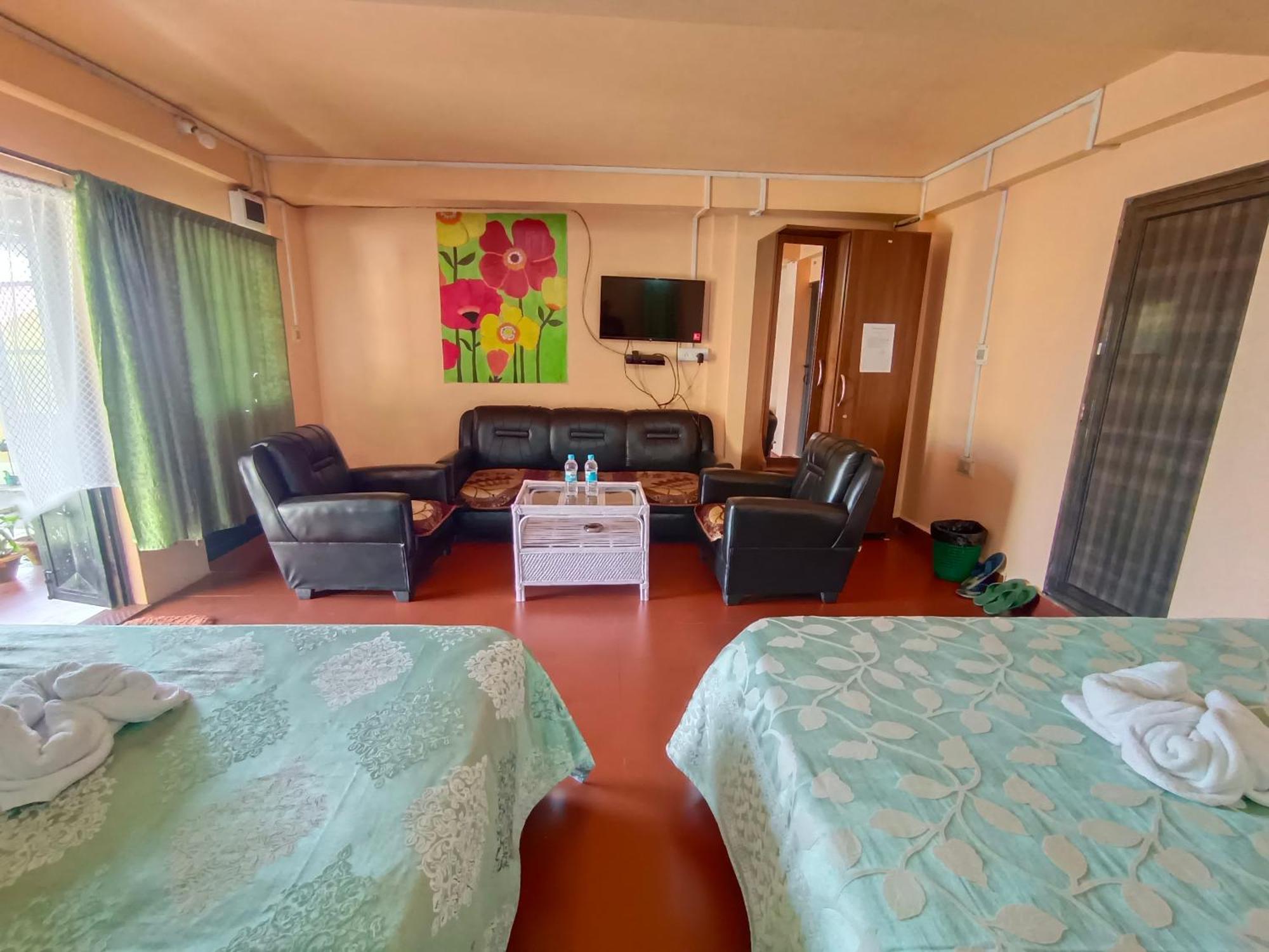 Serene Resort Cherrapunji Bagian luar foto
