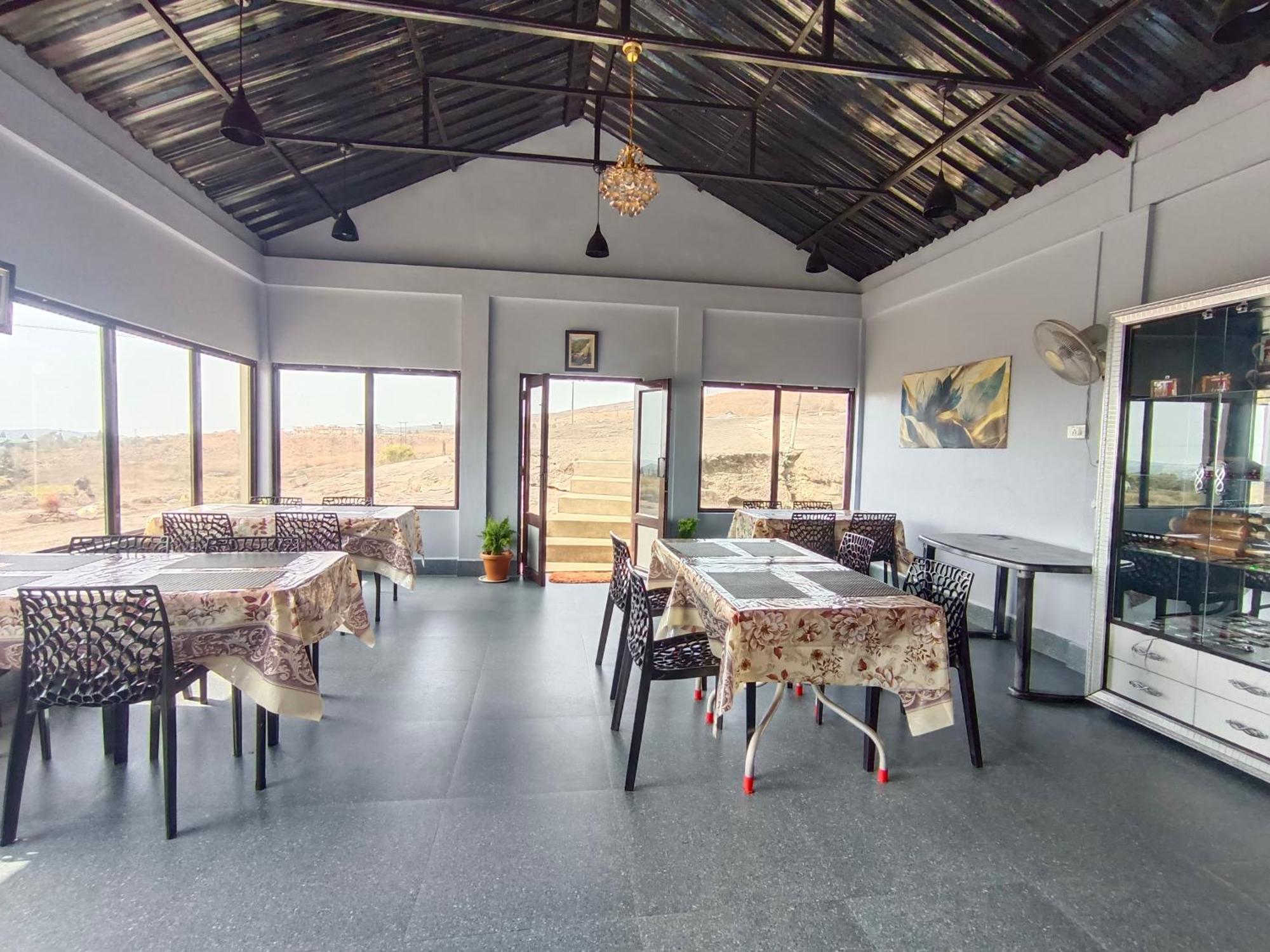 Serene Resort Cherrapunji Bagian luar foto