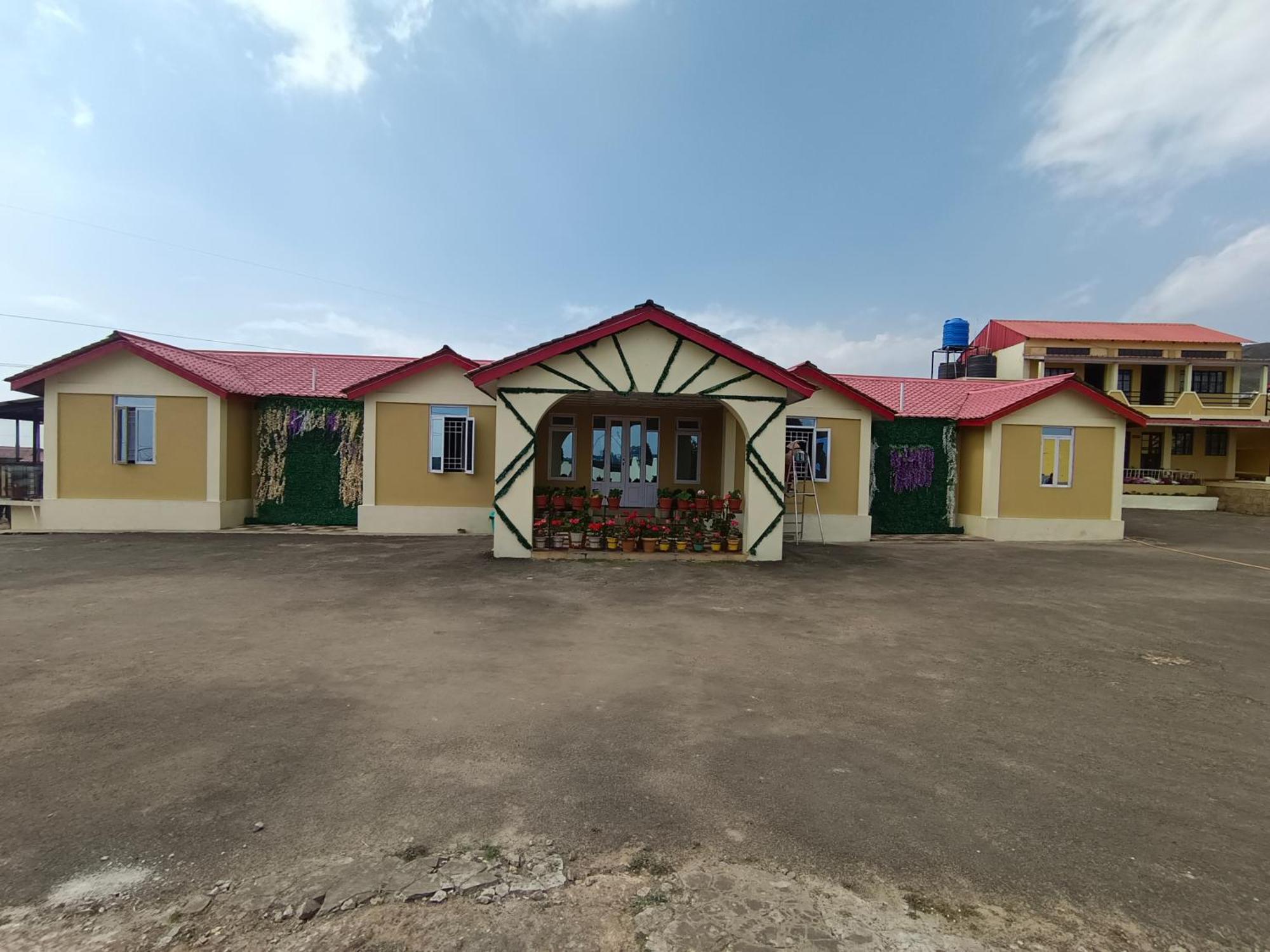 Serene Resort Cherrapunji Bagian luar foto