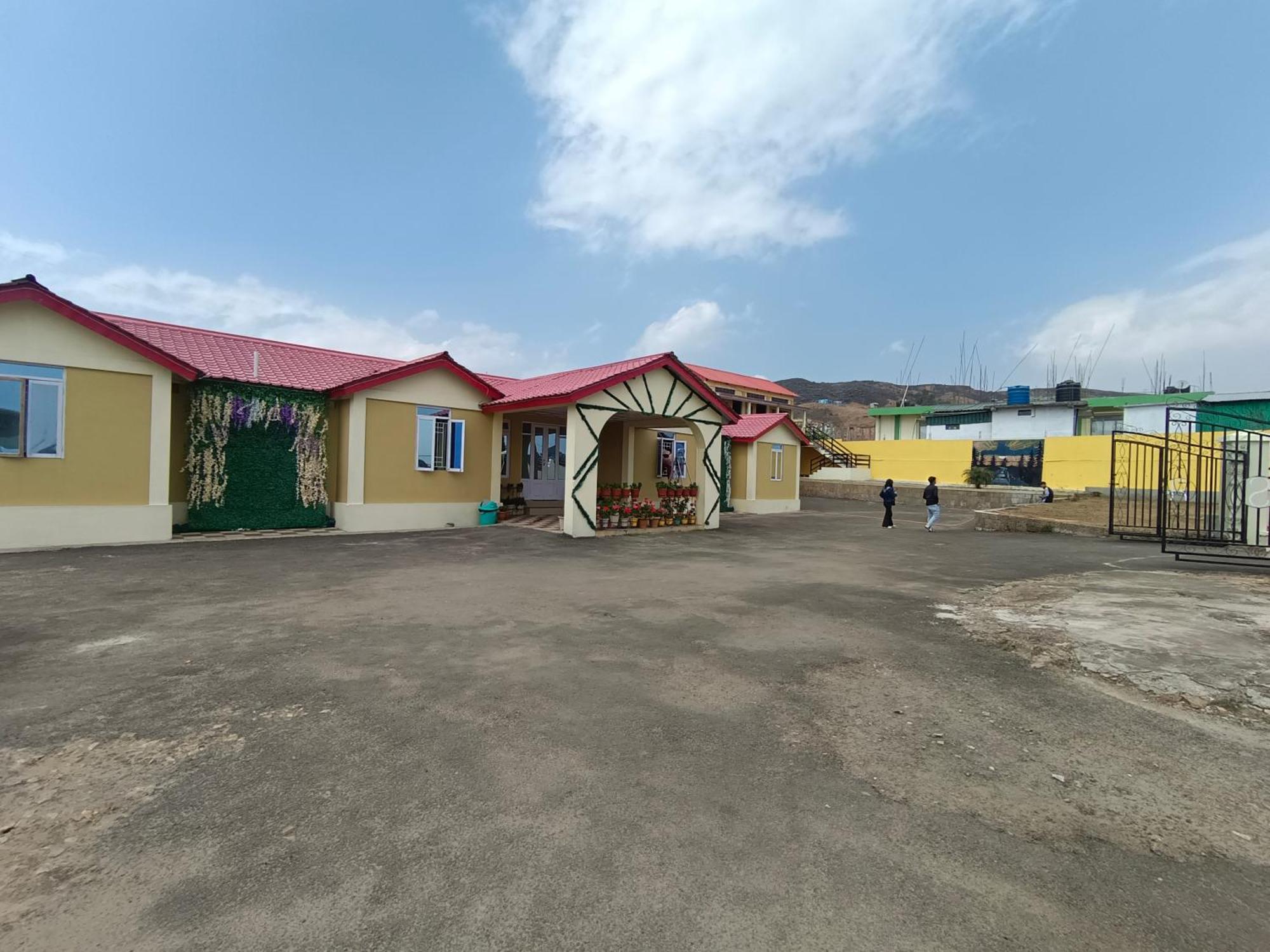 Serene Resort Cherrapunji Bagian luar foto