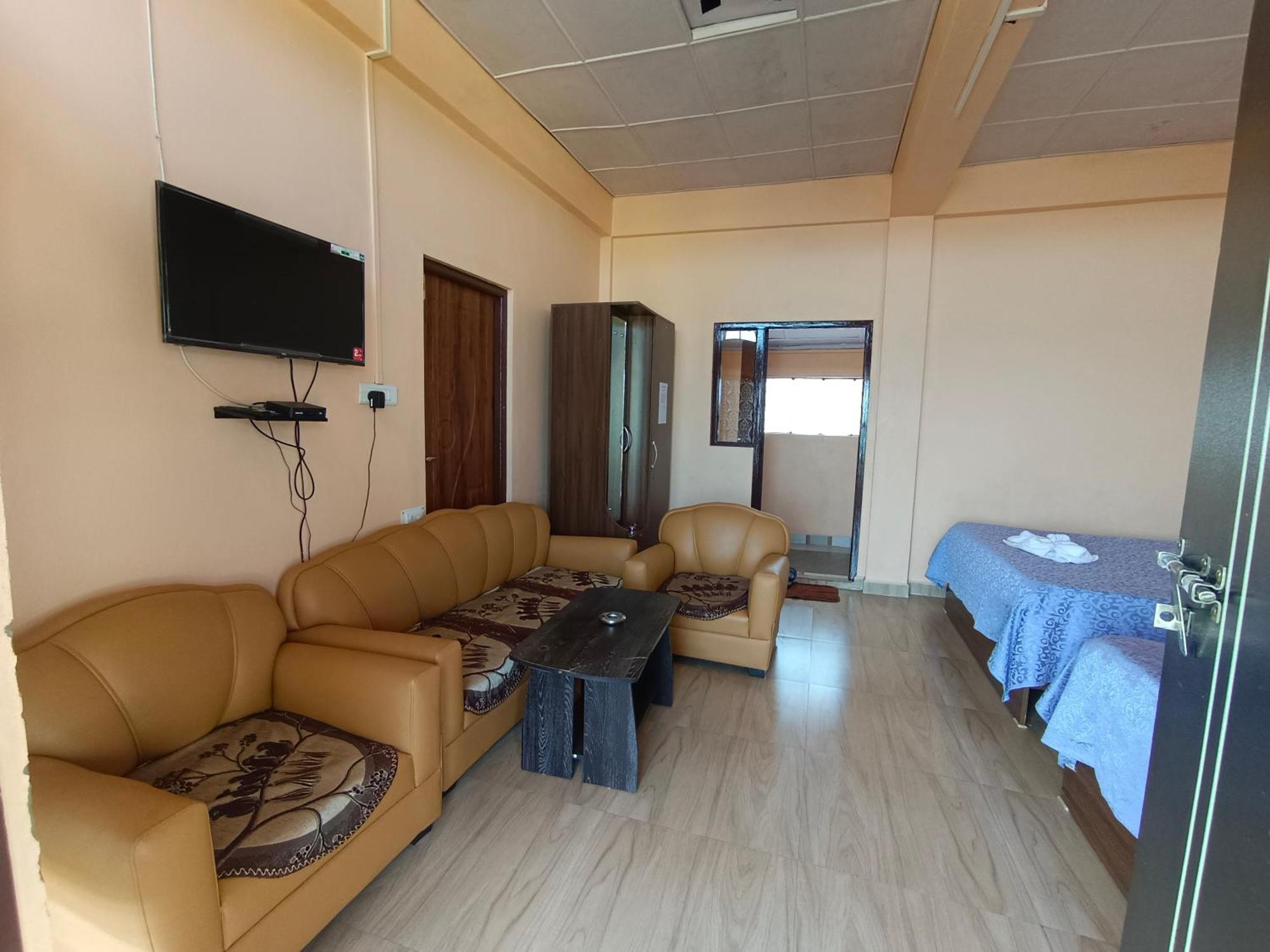 Serene Resort Cherrapunji Bagian luar foto